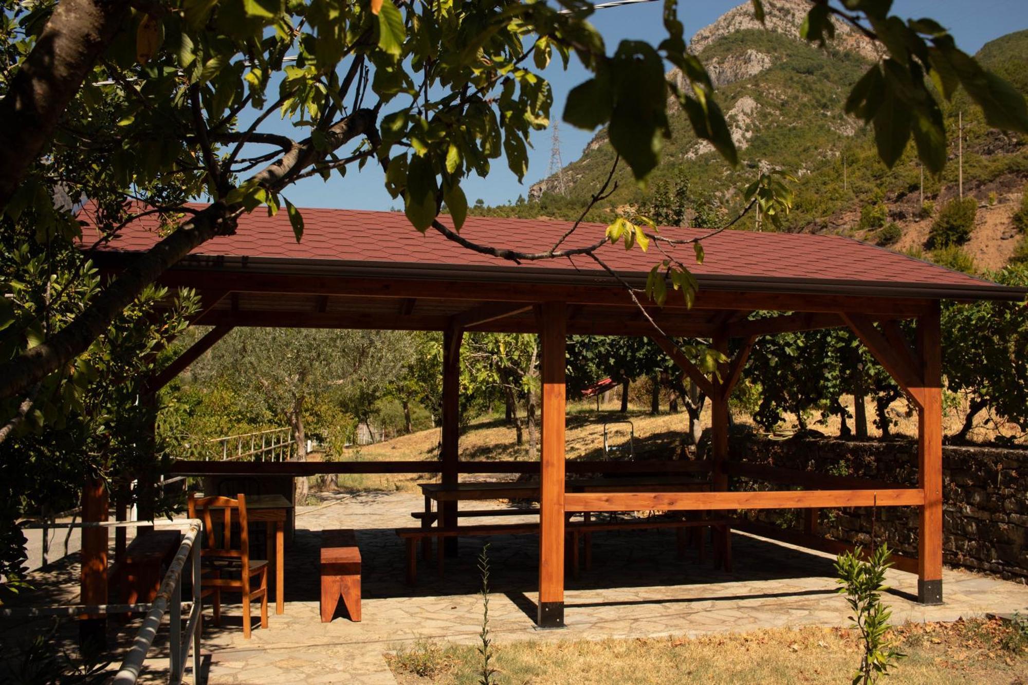 Koman Agroturizem Hotel Vila Franceze מראה חיצוני תמונה